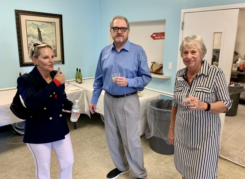 Social before meeting